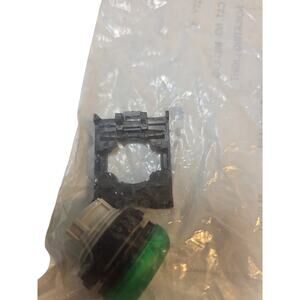 EATON MOELLER M22-L-G-G GREEN LED INDICATING LIGHT 12-30VAC/DC